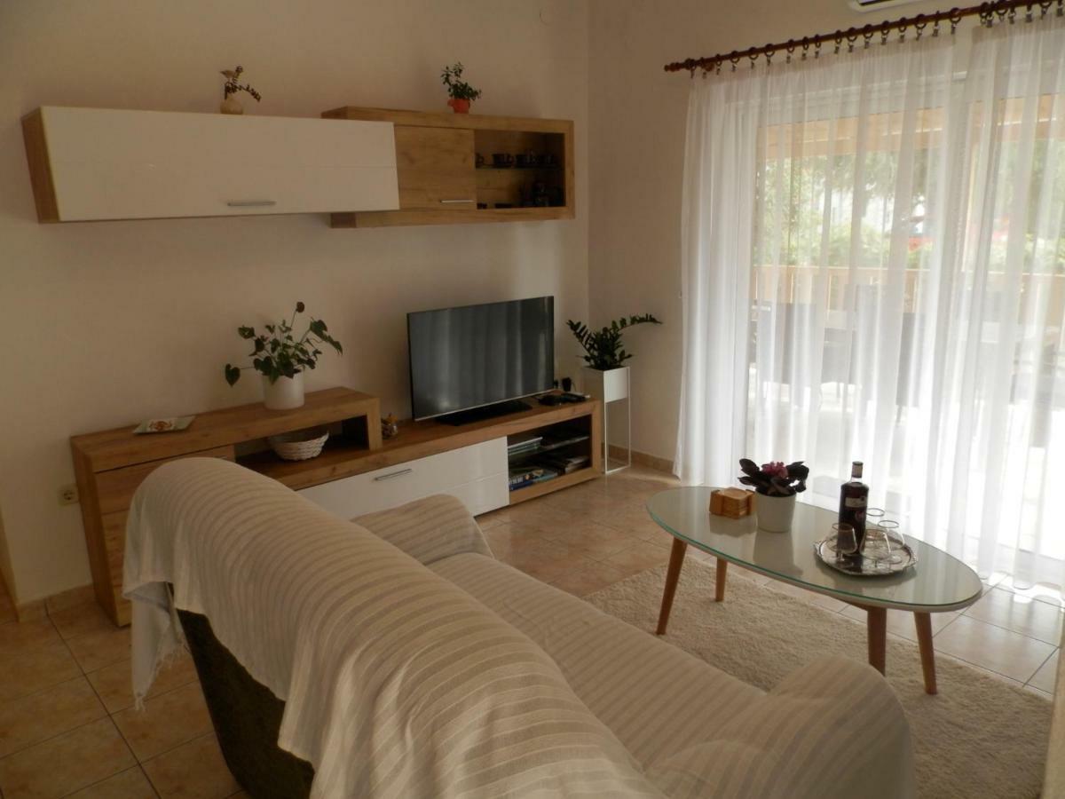 Apartment Slavica Lozovac Εξωτερικό φωτογραφία
