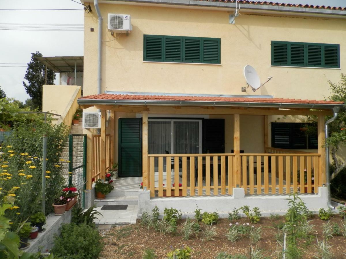 Apartment Slavica Lozovac Εξωτερικό φωτογραφία